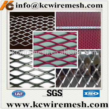 Expanded metal mesh for utility tralier/used livestock panels