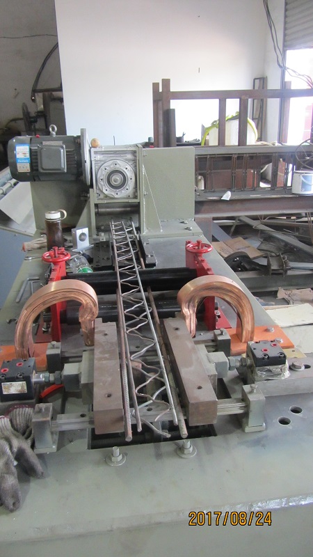 steel rods truss mesh machine for building (6)