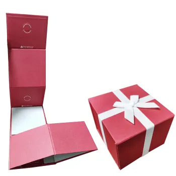 Red texture rigid holiday paper gift set