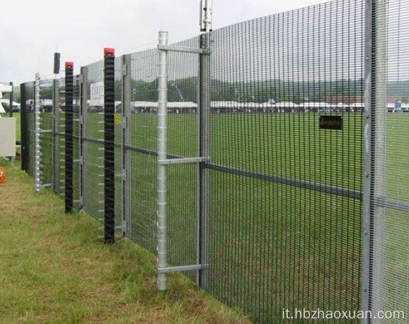 Custom 358 AN-TI Climb Fence