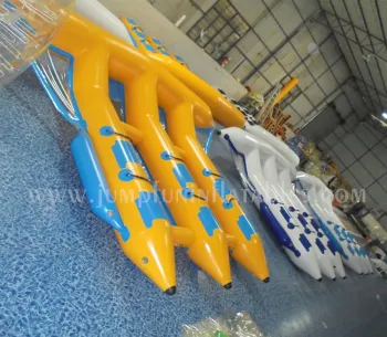 Guangzhou cheap Inflatable Flyfish adults 6seats water sport toys for water playground park 3 rows Banana boat flying fish