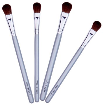 Eye shadow brush