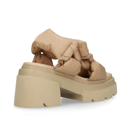 Comfortable Elevated Sandals for Daily Wear