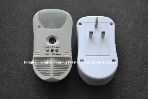 5 in 1 digitale Ultraschalltechnologie Pest Repeller mit Outlet und Led-Licht