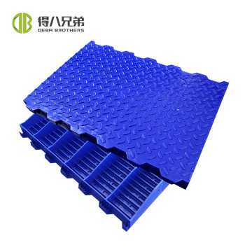 Hot-Sale PP Plastic Slat Floor for Livestock, No Hole Design