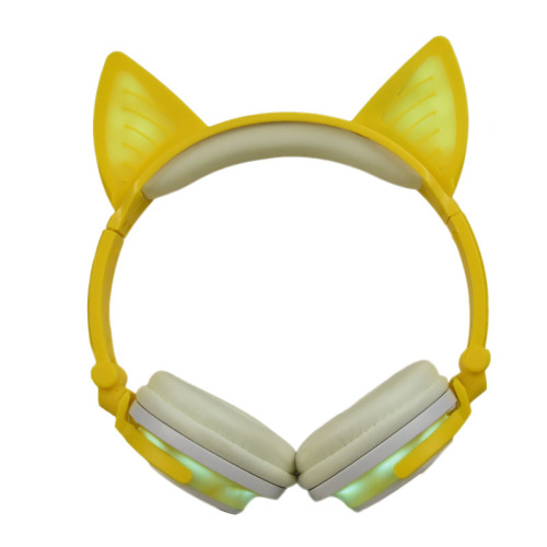 Headphone telinga kucing dengan cahaya berkedip bersinar