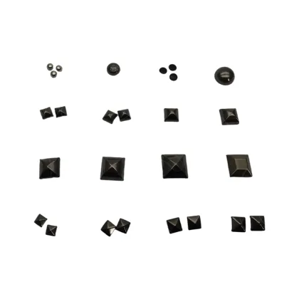 Multi-sized rivet for garment and bag