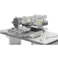 Machine à coudre à motif électronique programmable