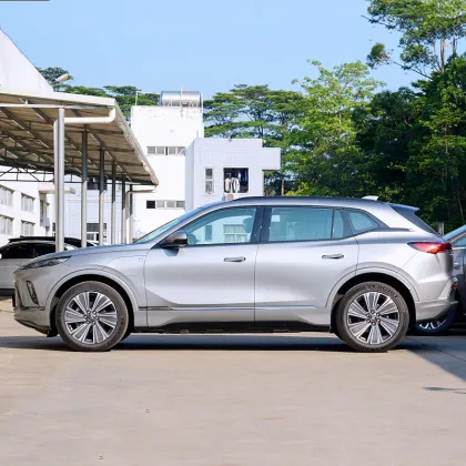 Pure electric 5-seater SUV buick e5