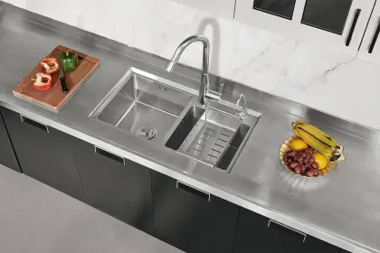 Nordic-Goethe Santa Fe Cabinet