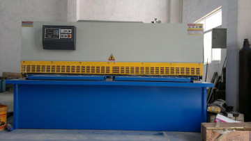 QC12K Series Hydraulic Pendulum Plate CNC Shearing Machine