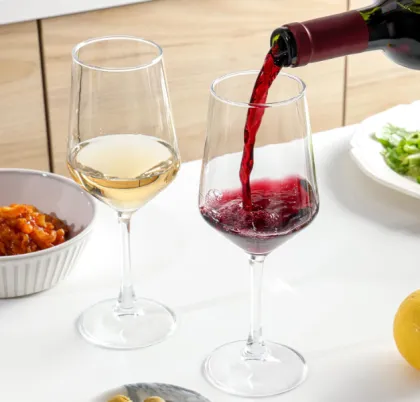 Elegant Crystal Wine Glass for Fine Dining