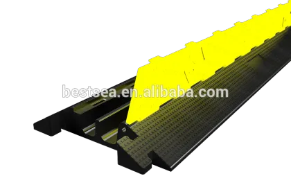 Rubber cable protector floor