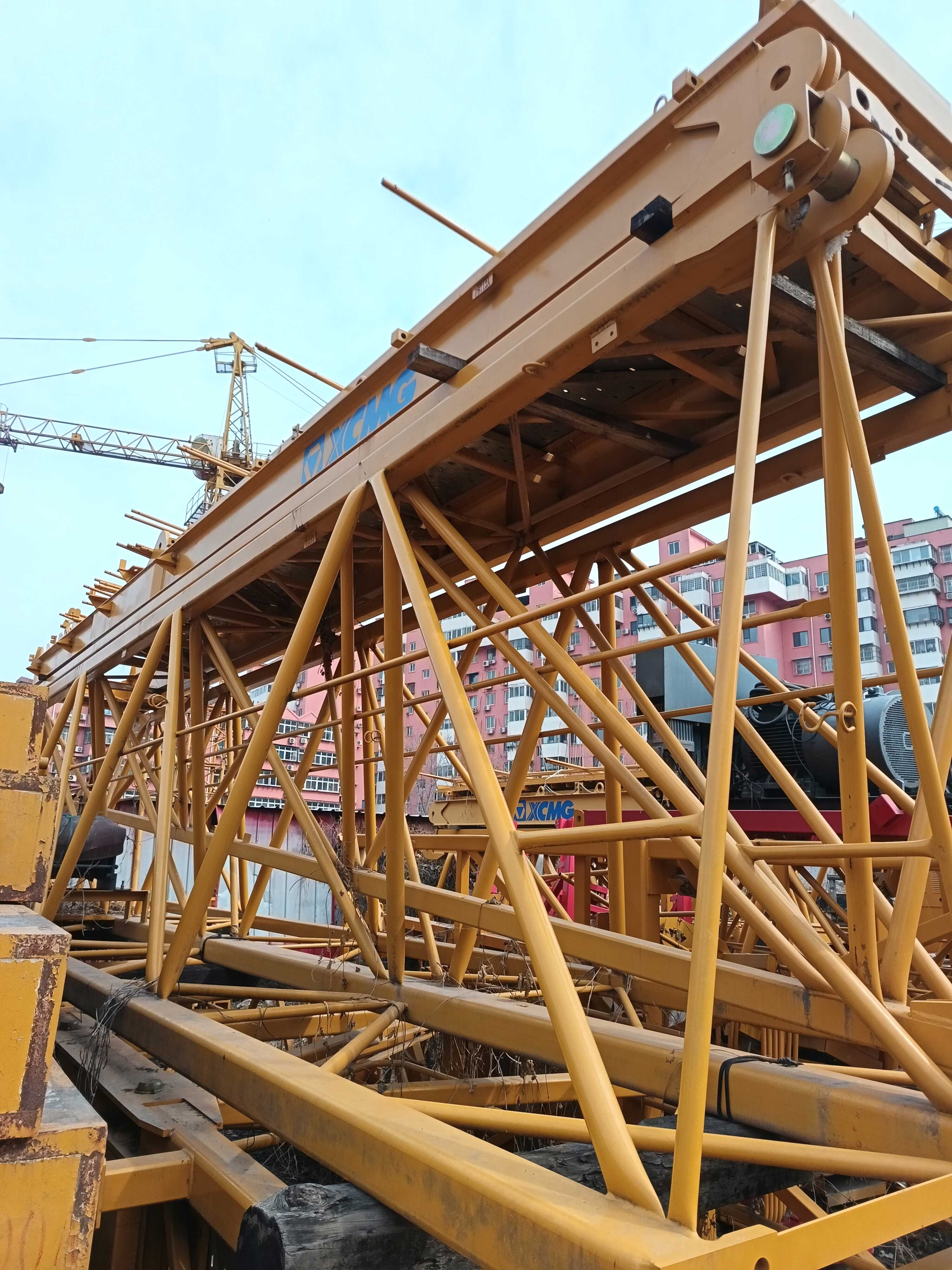 xcmg-used-tower-crane-motor-gear-unit xcmg-used-tower-crane-motor-gear-unit