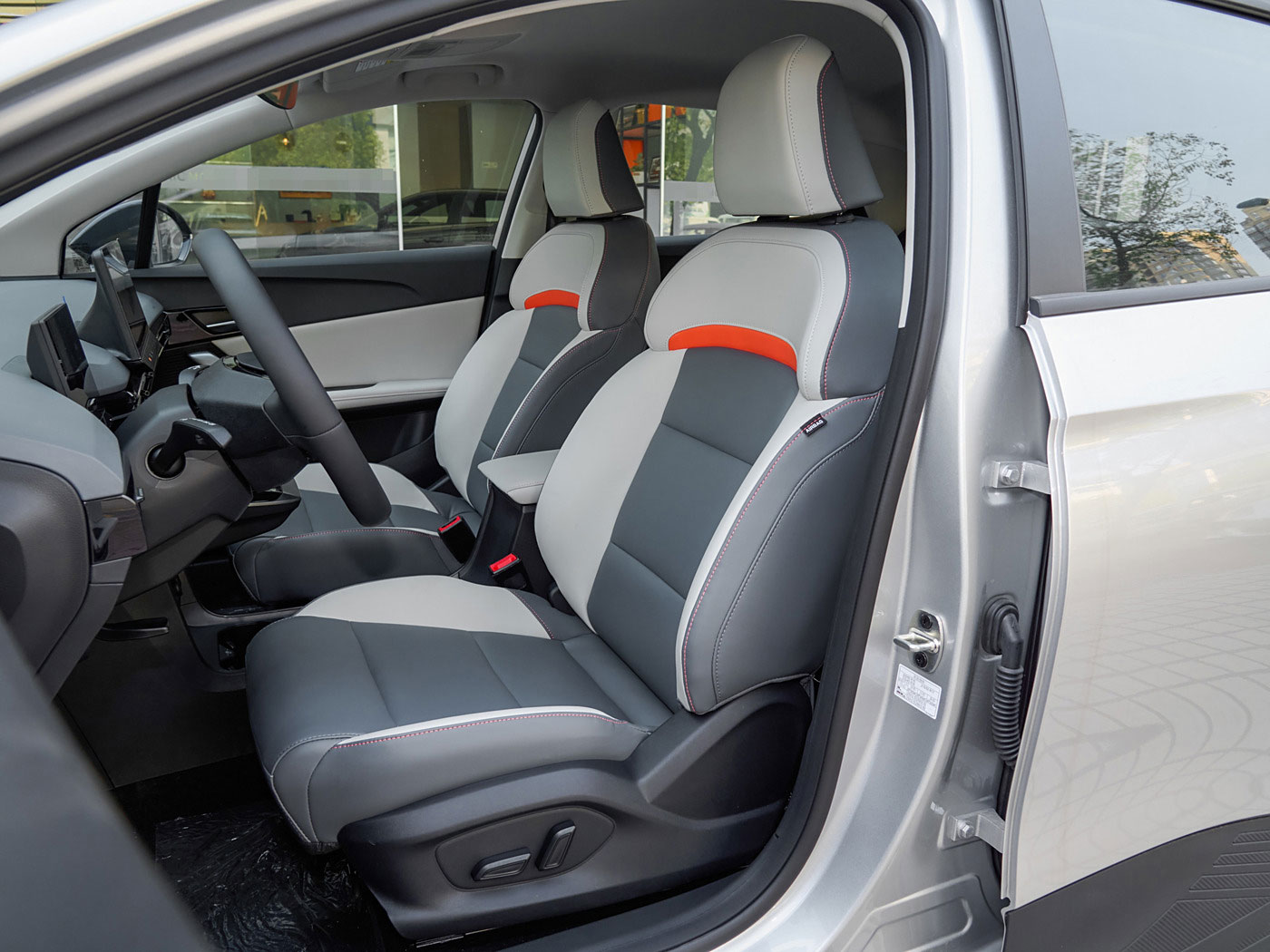 SAIC MG4 EV Pure Electric Vehicle with AWD