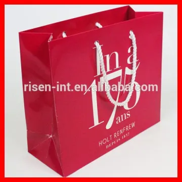 Pretty and fashionable Red paper bags