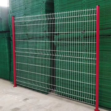 С покрытием из ПВХ сварной 3d изогнутой проволочной сетки с квадратным типом пост завода и экспортера для сада