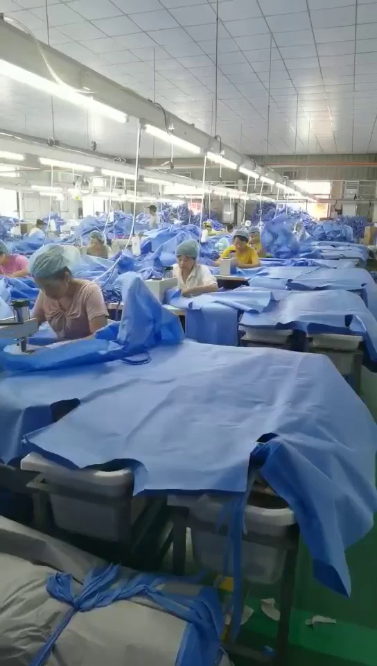 Sterile Surgical Gowns with Hand Towel SMS 45GSM Disposable Gown