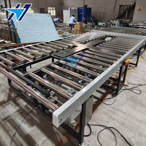 Mattress production flip conveyor line