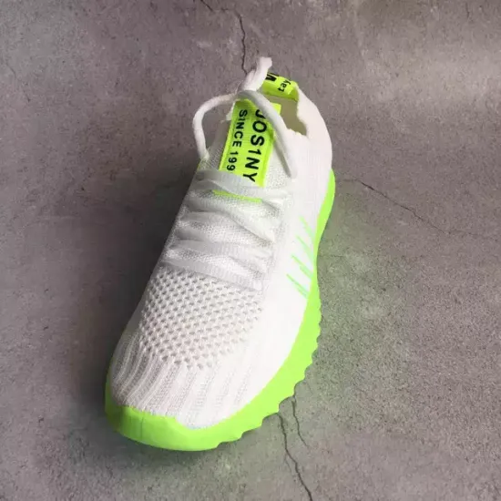 2021 flyknit and lightweight colorful bottom sport shoes