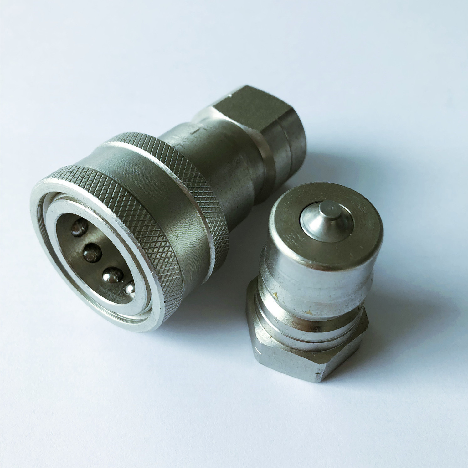 1/4-18 NPT Quick Disconnect Coupling China Manufacturer