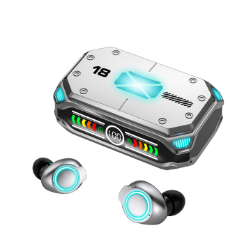Бесплатный образец M43 Bluetooth Gaming Warphone с зарядной коробкой