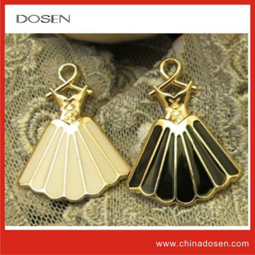 Fashion beautifully dress shape zipper pull,decorative custom metal zipper pulls wholesale for garment accessory metal conchos,