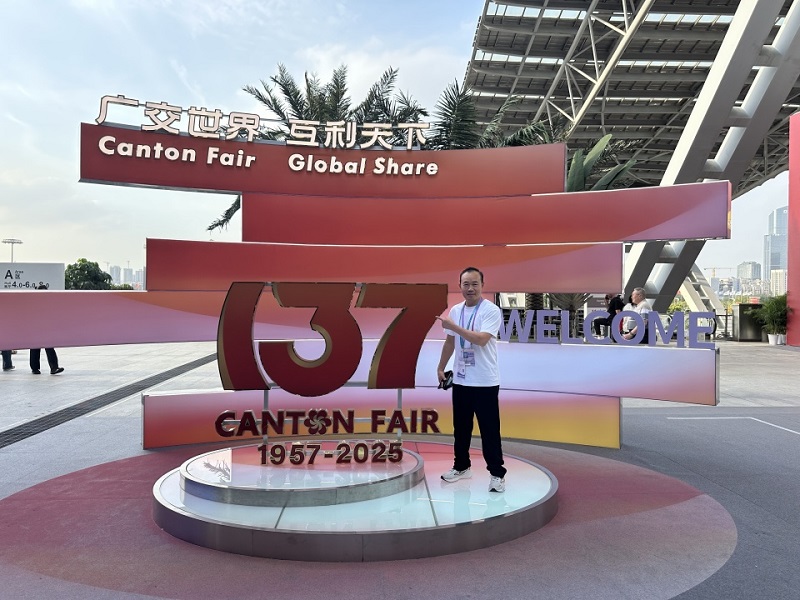 Liyu Precision Machinery Achieves Remarkable Success at the Canton Fair, Securing Orders from Multiple Countries for its Nail Guns and Nails