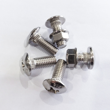 Effiziente Pan-Head-Selbstschachtelschrauben für Metallverbinden