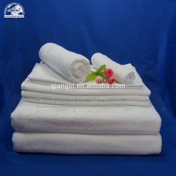 Cleaning white soft cotton bath towel packaging
