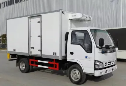 ISUZU 3Ton refrigerator car