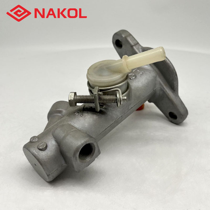 Clutch Master Cylinder For Isuzu 8-97102-021-0 8-97102-437-0, High