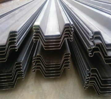 Larsen Hot rolled Type II Χάλυβα φύλλων πασσάλων: PVC επικαλυμμένο σε πρότυπο ASTM για βελτιωμένες εφαρμογές συγκόλλησης και κοπής