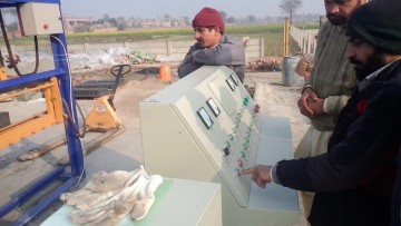 fully automatic cement block making machine in BrazilQT5-25/qt5-15