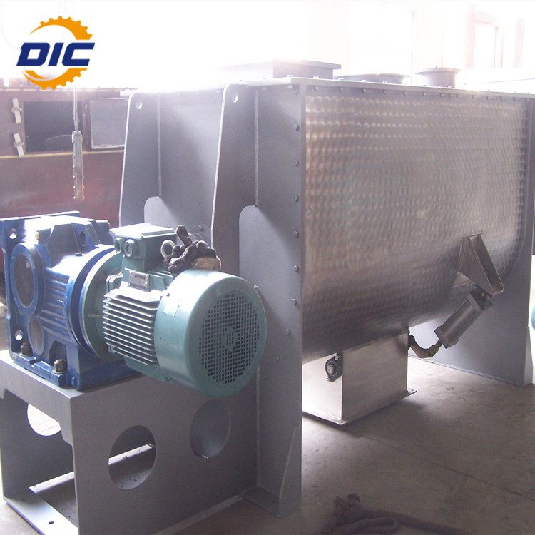 Horizontal granular powder ribbon blender