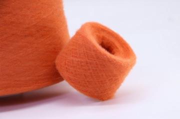 100% Polyester Feather Fancy Yarn 11NM for Hand Knitting