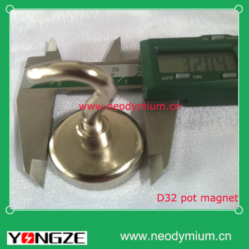 D32 Hook Magnet