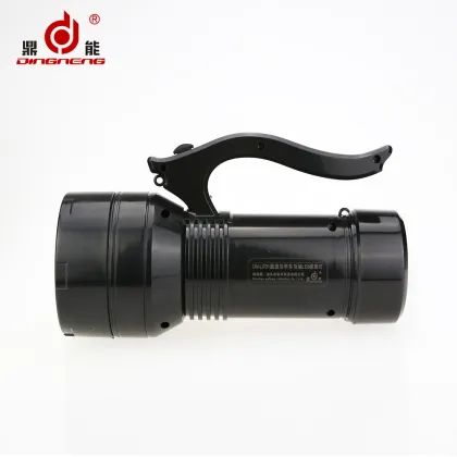 Dingneng Aluminum Waterproof Zoomable LED Flashlight