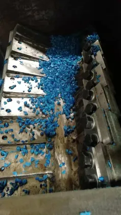 Prix des machines de broyage de plastique pour le recyclage