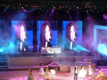 Full Color Iron 5000-9500 P10 5000 - 9500k 110v / 60hz Led Stage Backdrop Screen
