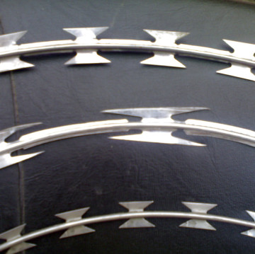Razor Barbed Wire Fencing