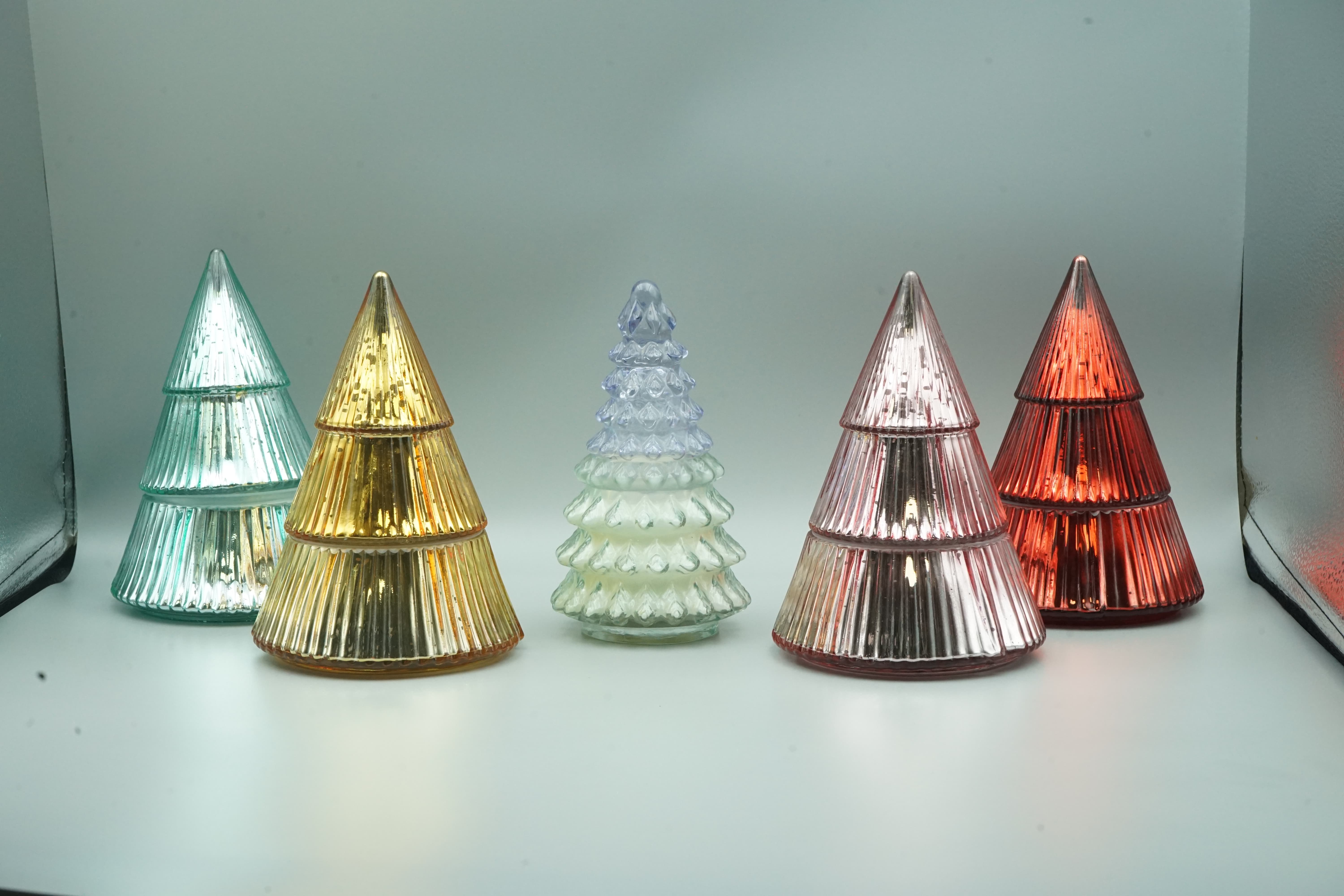 Weihnachtsbaum-Kerzengläser aus Glas