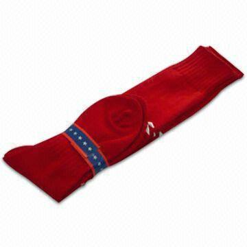 single cylinder 168Needle football socks of the acrylic compostion
