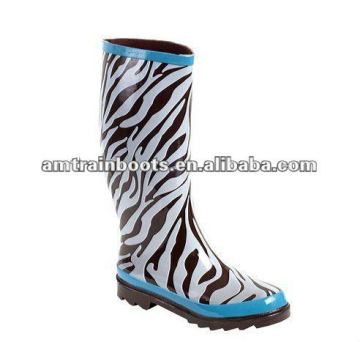 women mature rubber rain boots