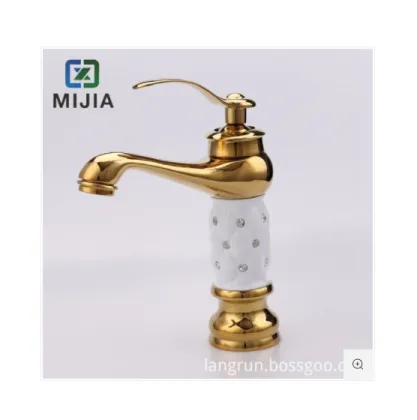 Modern European Style Solid Wood Kitchen Cabinets