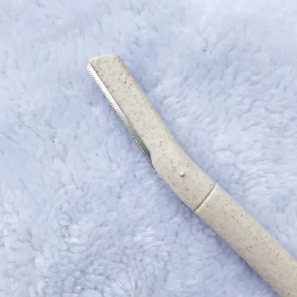 Makeup Beauty Tools: Eyebrow Trimmers and Shapers