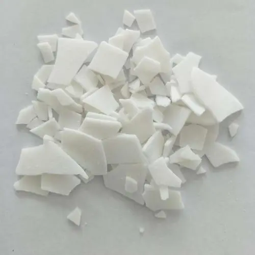 Phenolic antioxidants for plastics