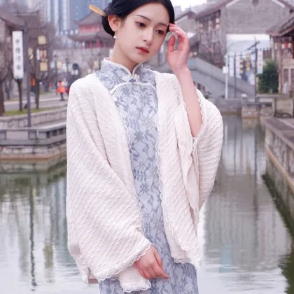 Vintage Elegant Chinese Lace Edge Knitted Cheongsam Cape