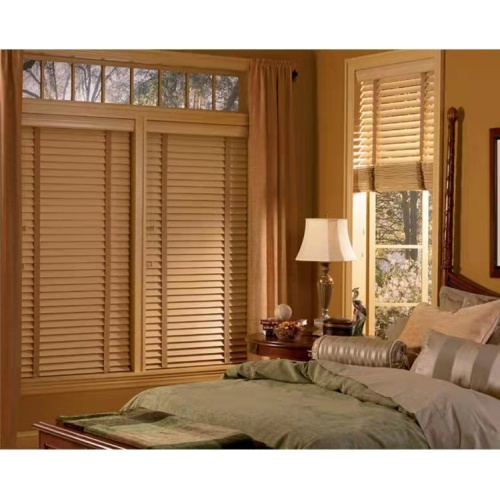 Solid Wooden Strips Pine Venetain Blinds Sunscreen Internal