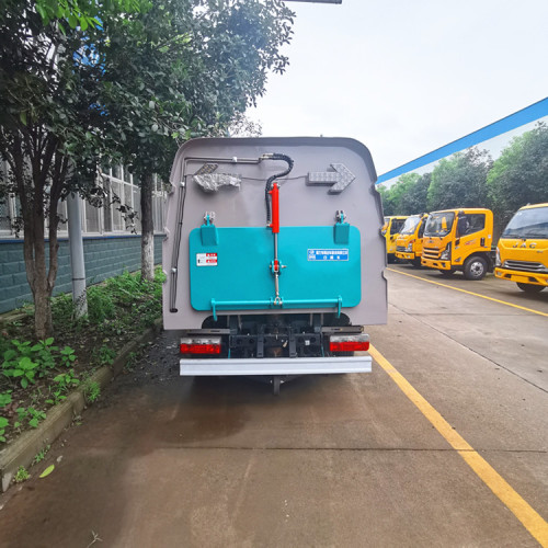Dongfeng Small Road Sweeper Truck